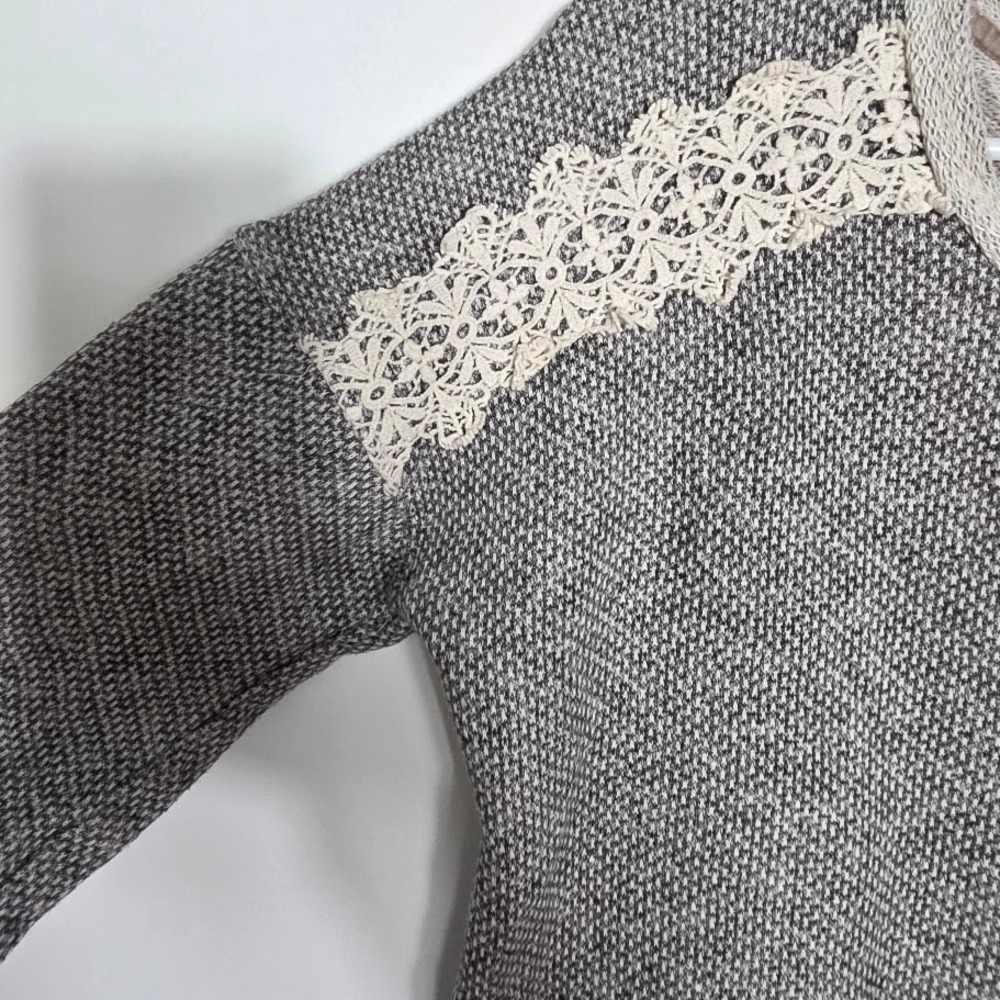 Maurice Gray Lace Shoulder Tunic Layered Look Sweater Womens Size‎ L - Picture 3 of 7